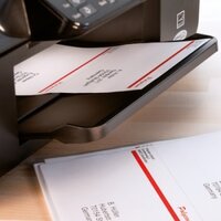 Etiquetas de dirección impresas en la impresora