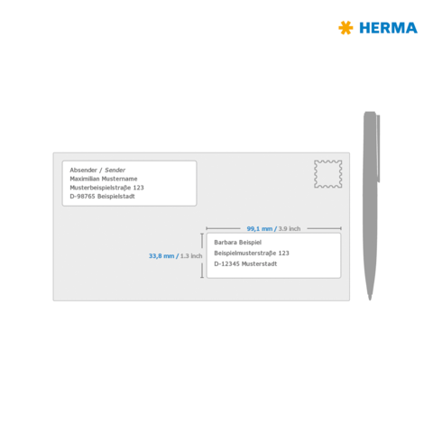 Briefumschlag mit Absender- und Empfängeradresse, inklusive Maßangaben für die Adressierung. Logo von HERMA in der oberen rechten Ecke.