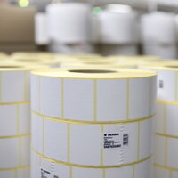 The translation of "Qualität Kachel" into Spanish is "Azulejo de calidad.