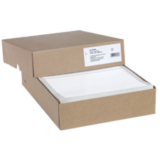 Braune Kartonbox mit einem weißen Inhalt, der teilweise sichtbar ist. Auf der Box befindet sich ein Etikett mit Produktinformationen.